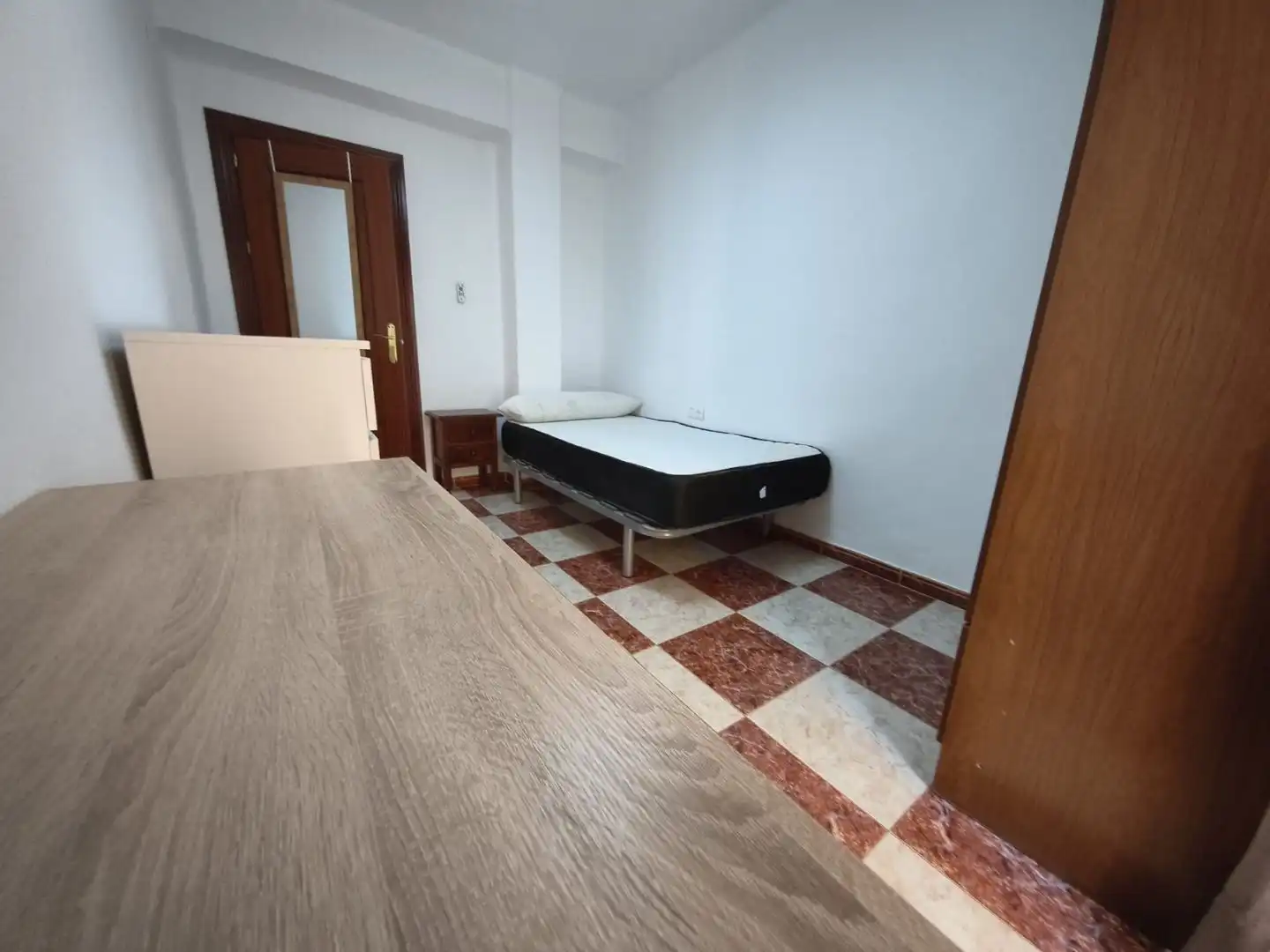 Piso de 100 m² en Granada