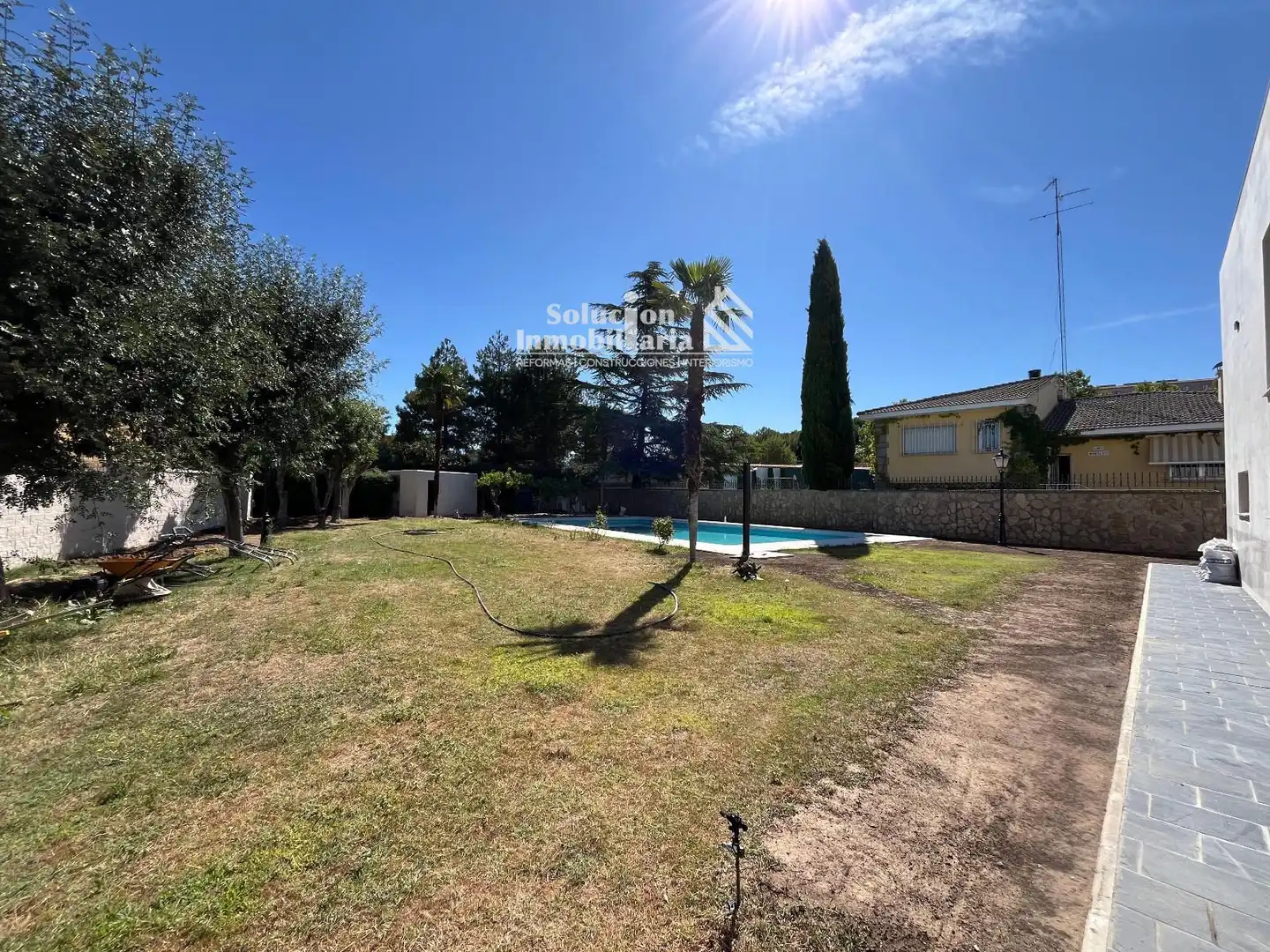 Pis de 500 m² a Villamayor