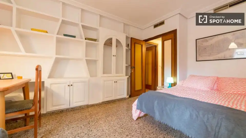 Habitación 120 m², Valencia
