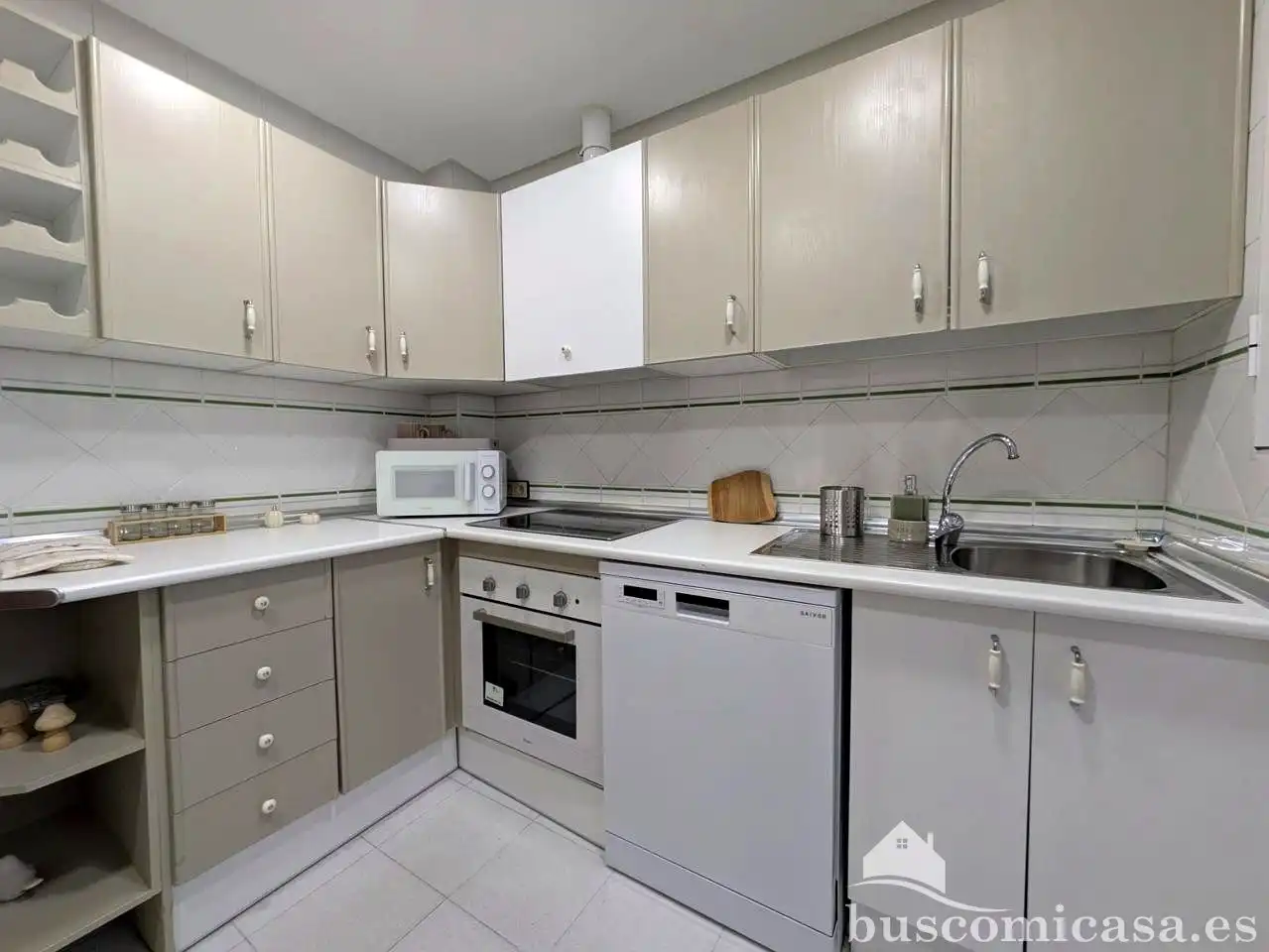 Piso de 80 m² en Linares