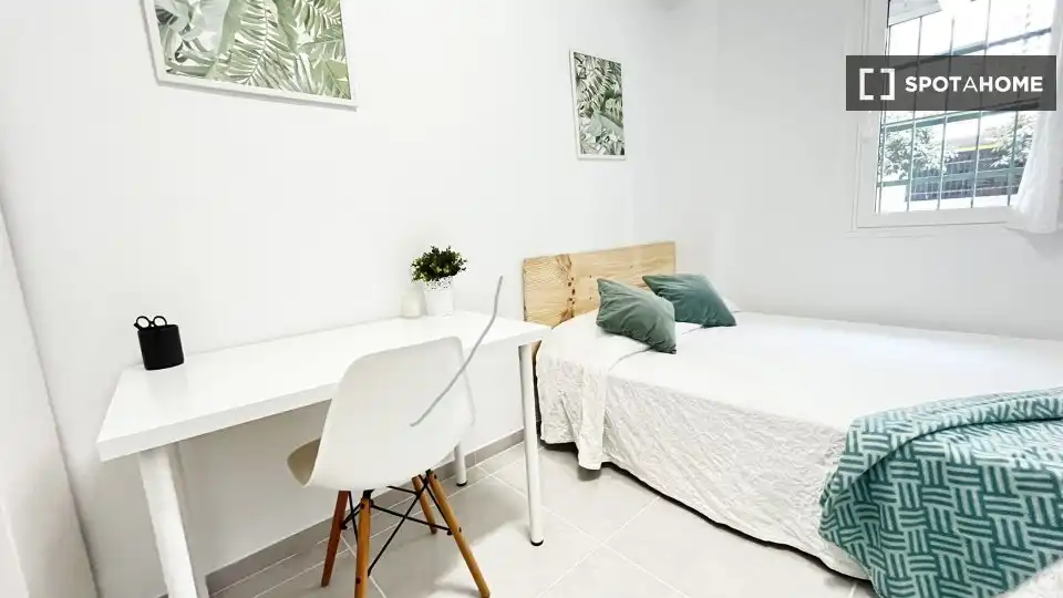 Habitación 81 m², Sevilla