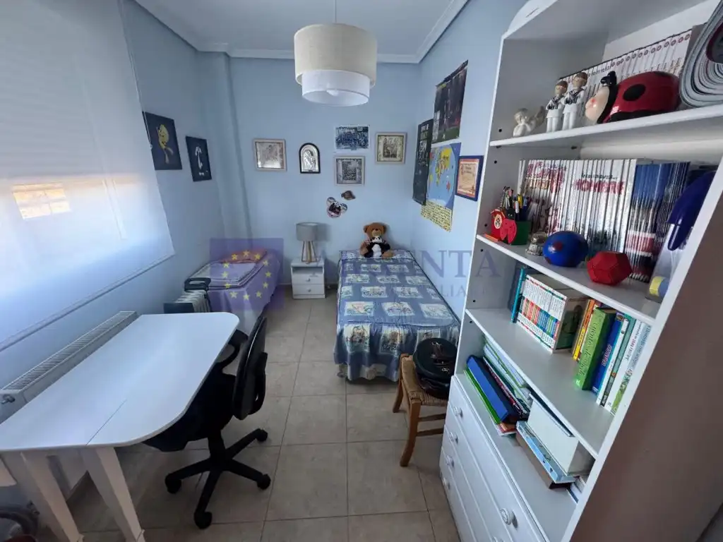 Piso de 180 m² en Cáceres