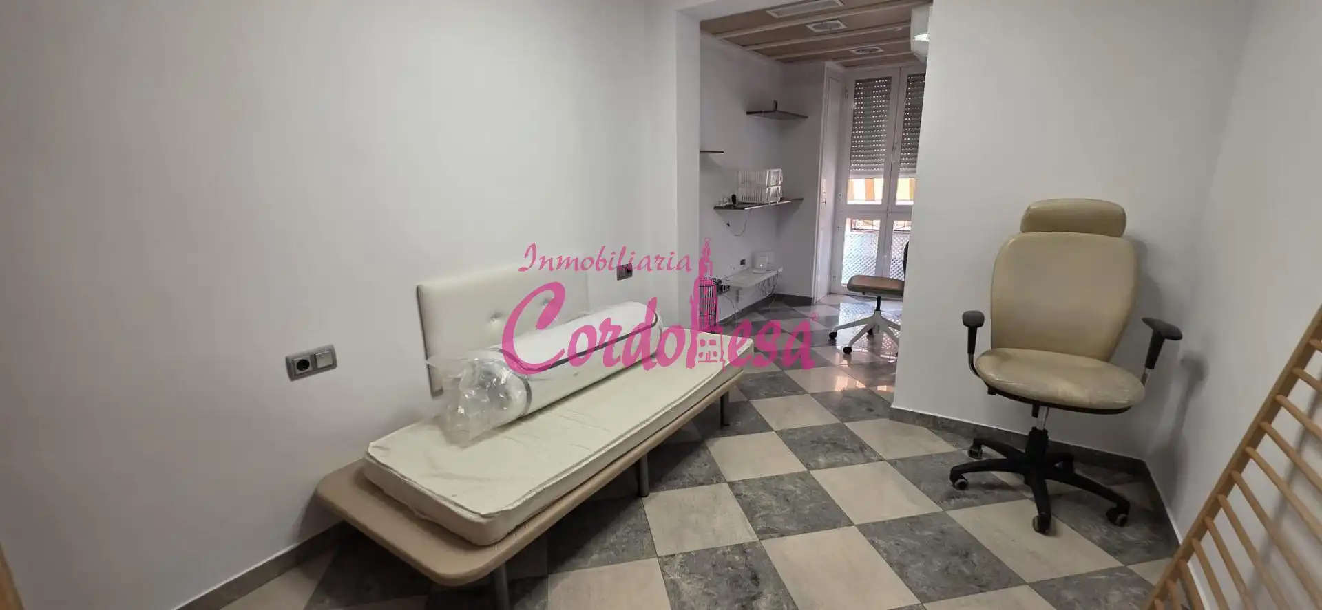 Pis de 70 m² a Còrdova