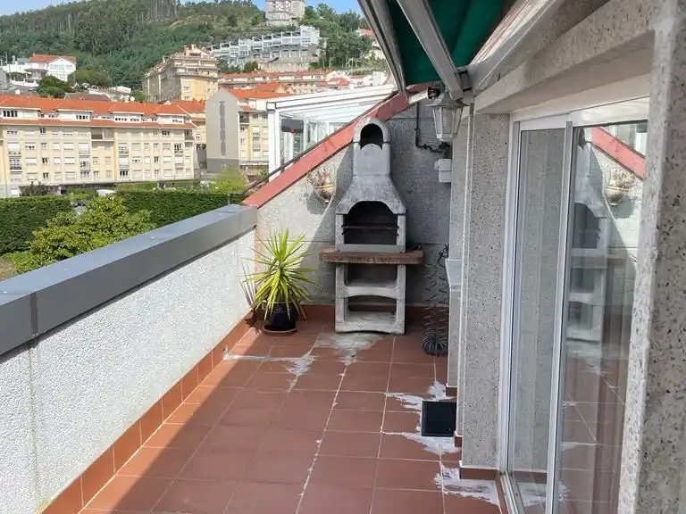 Piso de 78 m² en Poio