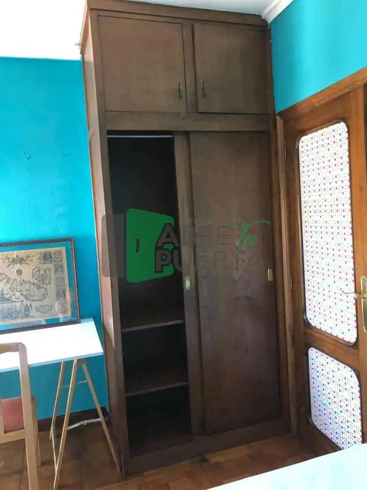 Piso de 130 m² en Ourense