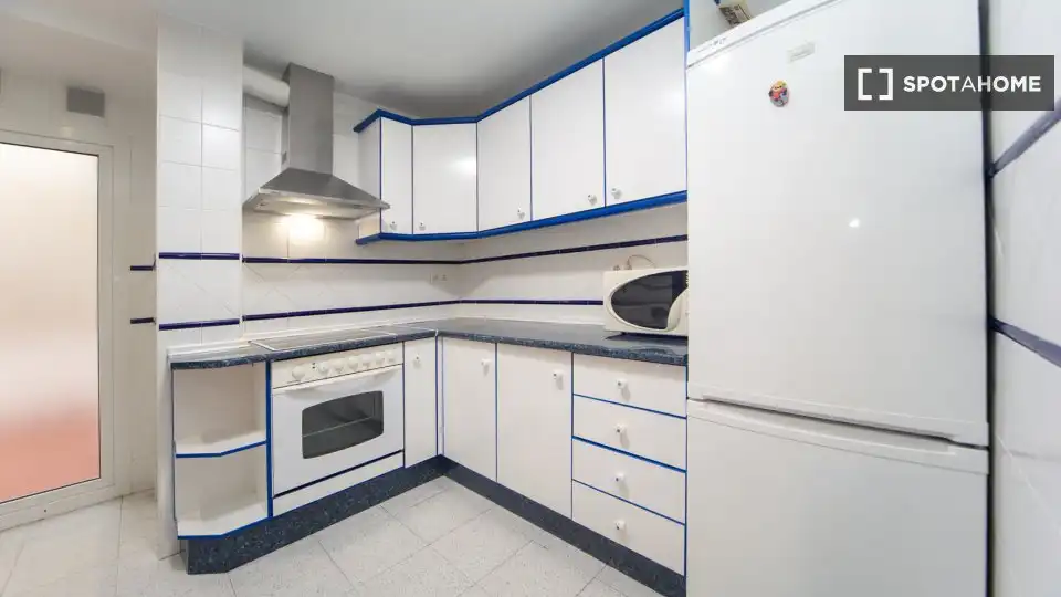 Habitación 92 m², Granada