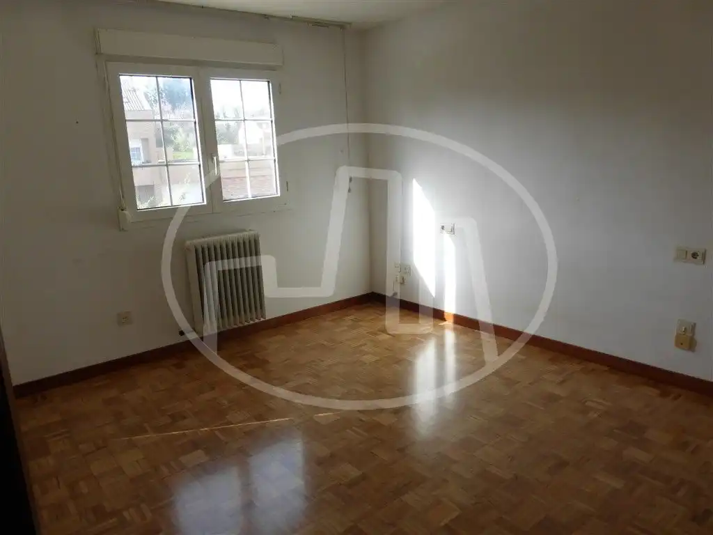 Casa de 190 m² en Valle de Egüés