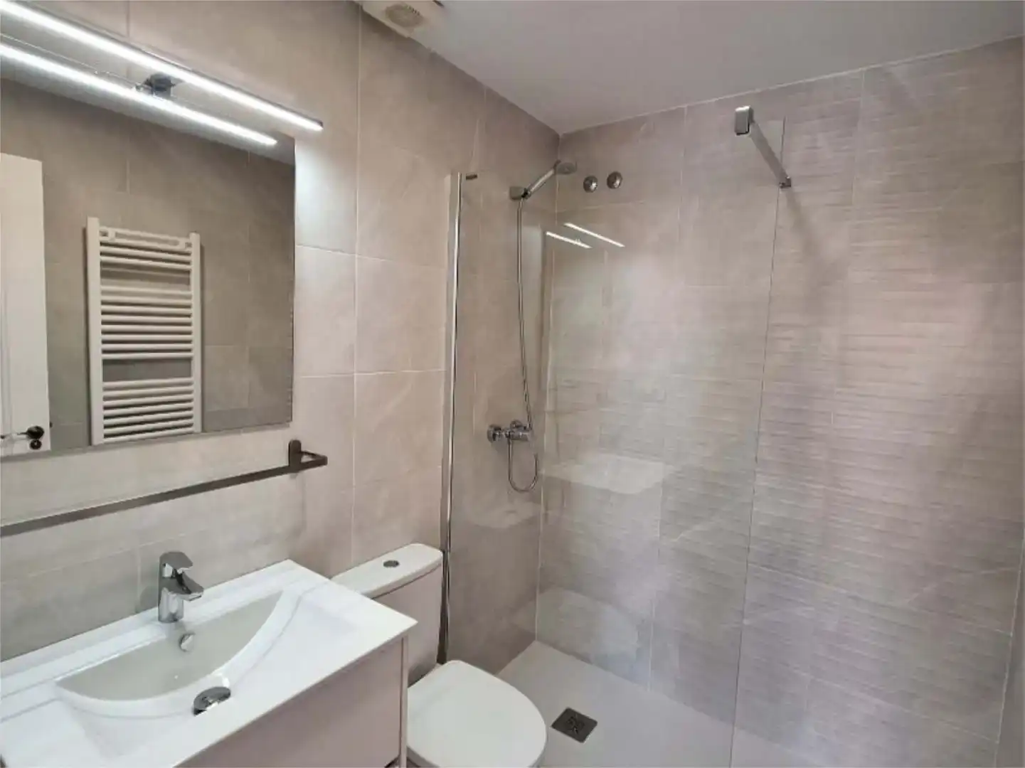Casa de 237 m² en La Lastrilla
