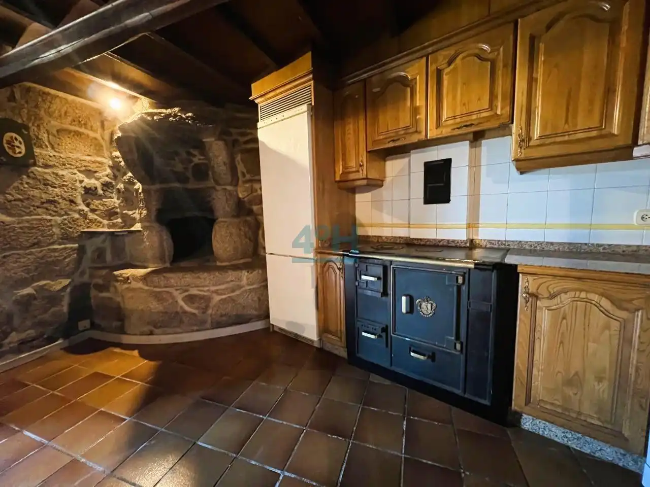 Casa de 590 m² a San Cibrao das Viñas