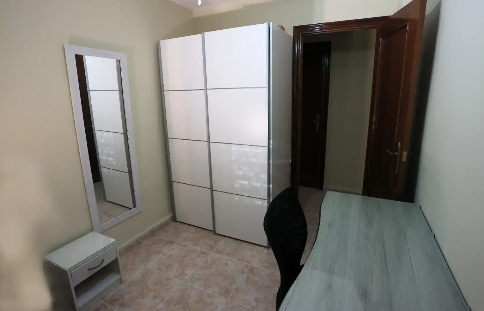 Stanza 85 m², Siviglia