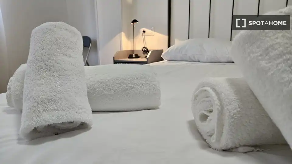 Habitación 75 m², Oviedo
