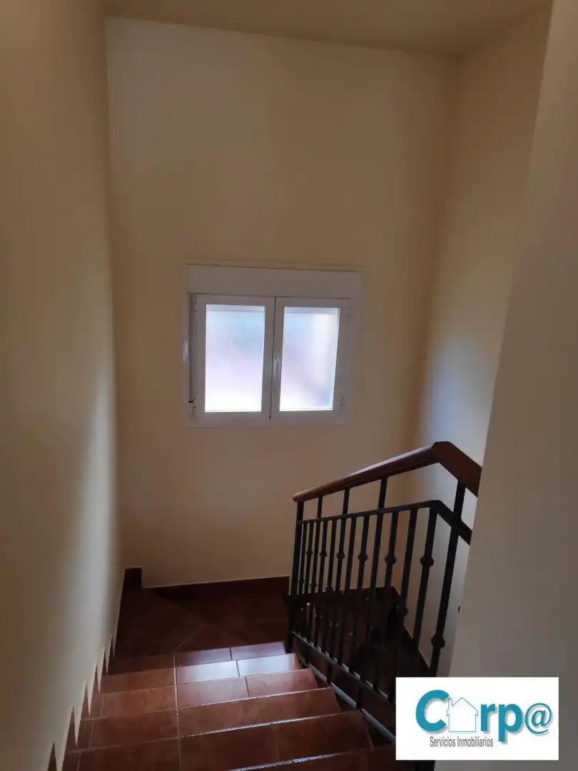 House 221 m² in Andosilla