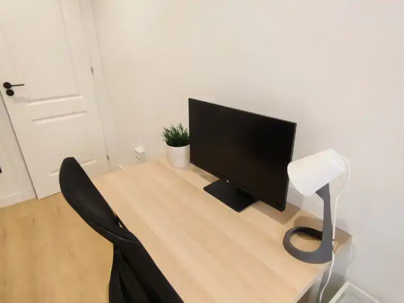 Habitación 90 m², Ávila