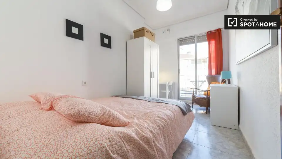 Habitación 100 m², Valencia
