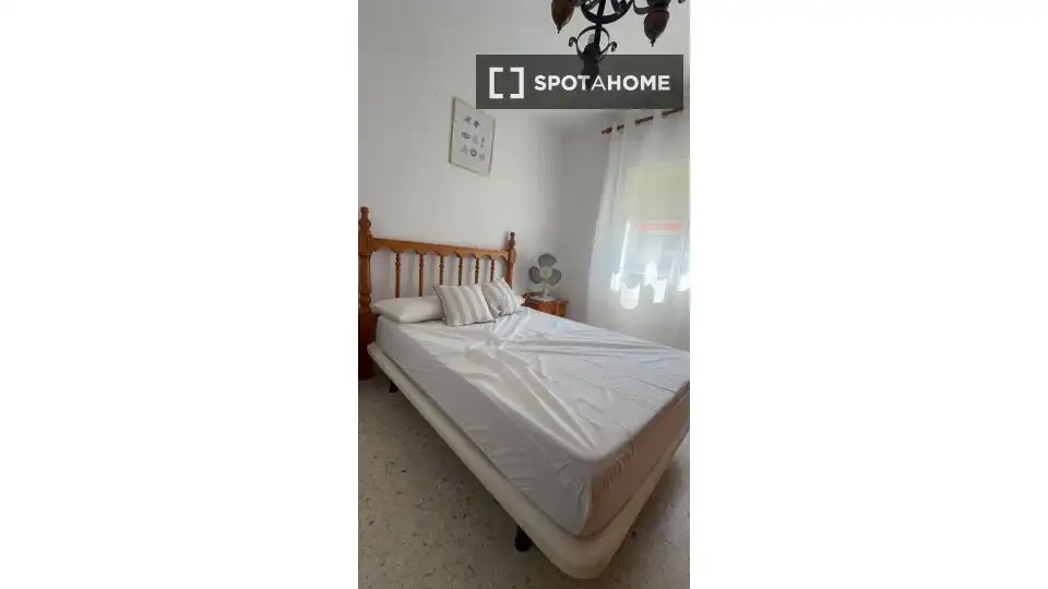 Habitación 115 m², Rota