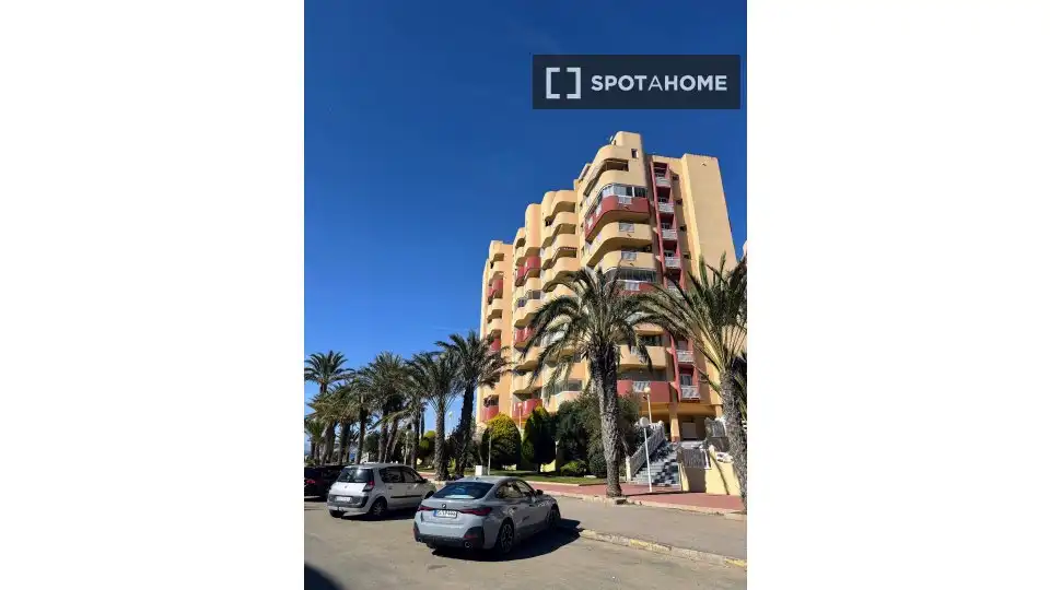 Habitación 63 m², España