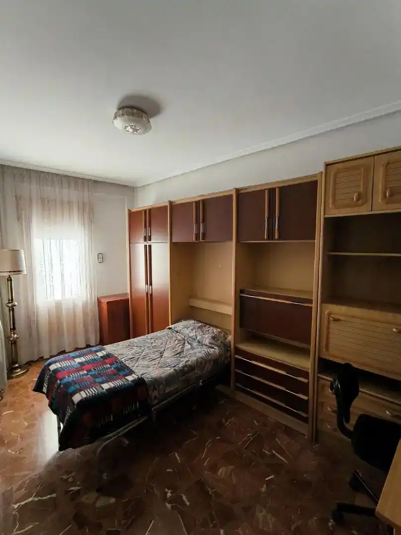 Casa de 370 m² en Fuentes de Ebro