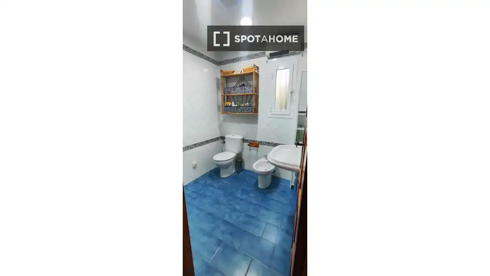 Flat 80 m² in Montserrat