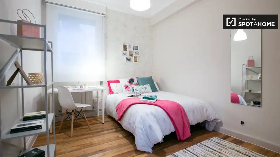 Habitación 138 m², Bilbao