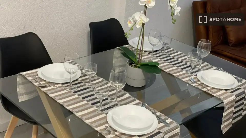 Habitación 81 m², Málaga