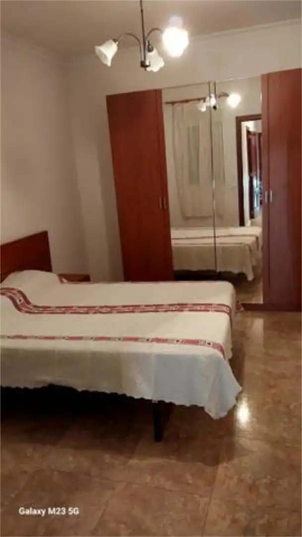 Piso de 40 m² en Navalvillar de Pela