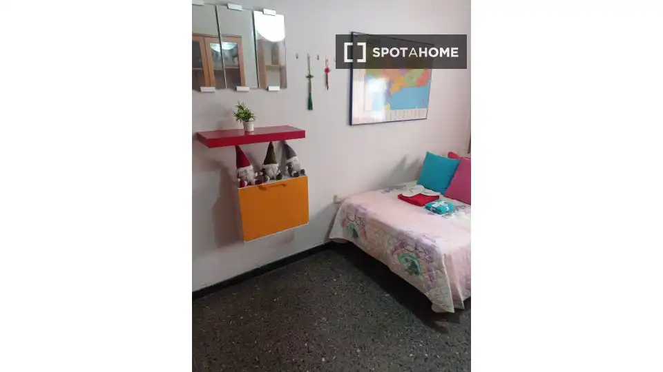 Habitación 115 m², Jaén
