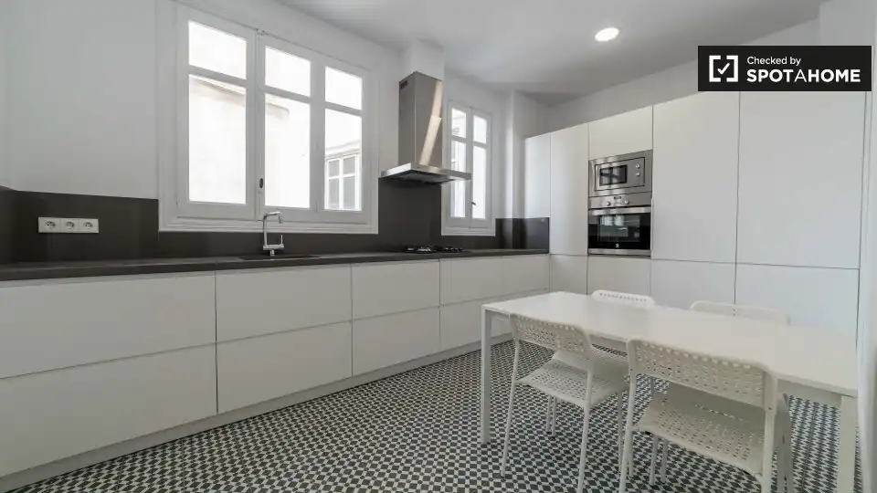 Habitación 150 m², Valencia