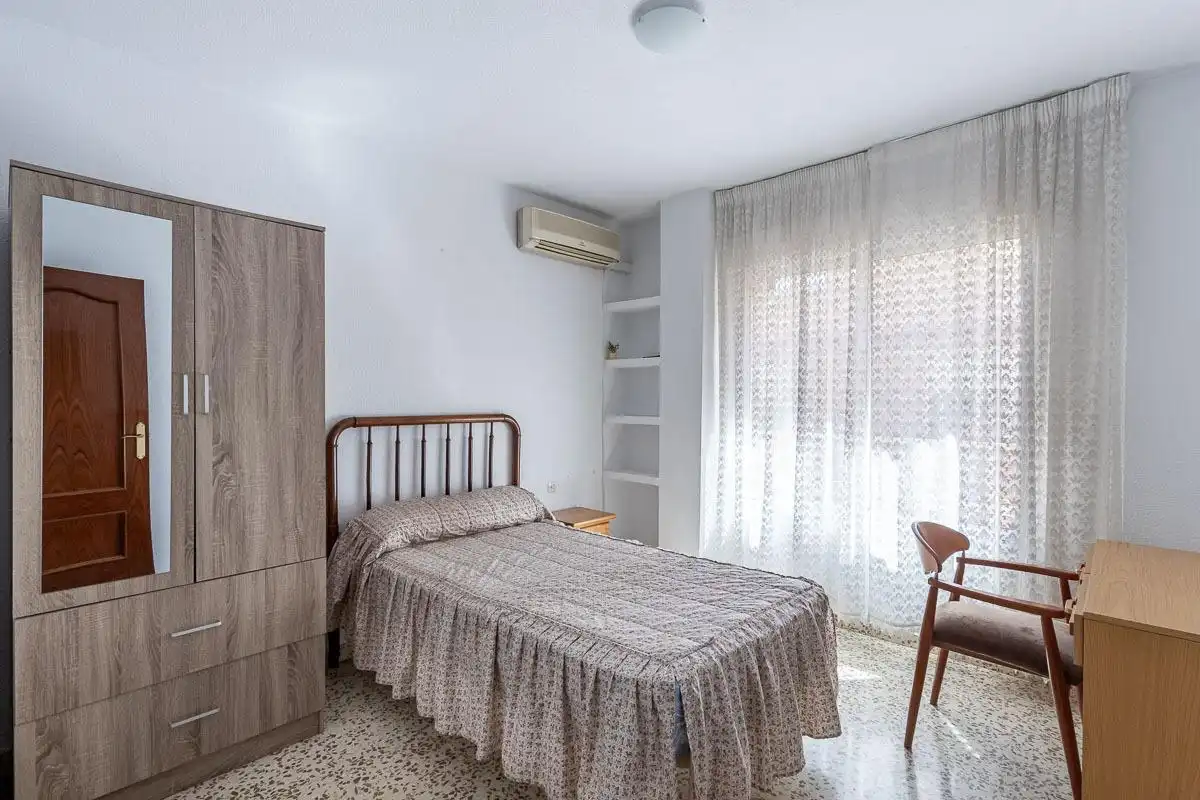 Piso de 89 m² en Granada