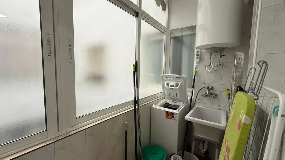 Zimmer 12 m², Granada