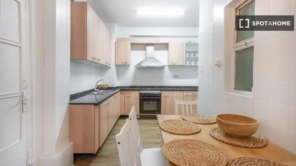 Habitación 230 m², Alicante