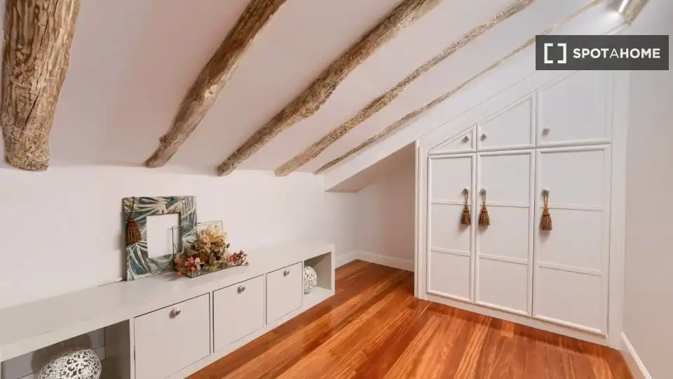 Habitación 81 m², Bilbao