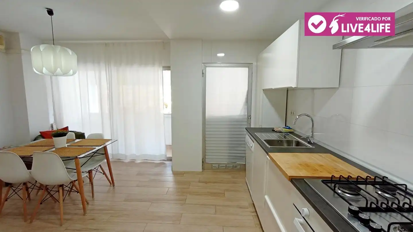 Habitación 13 m², Valencia