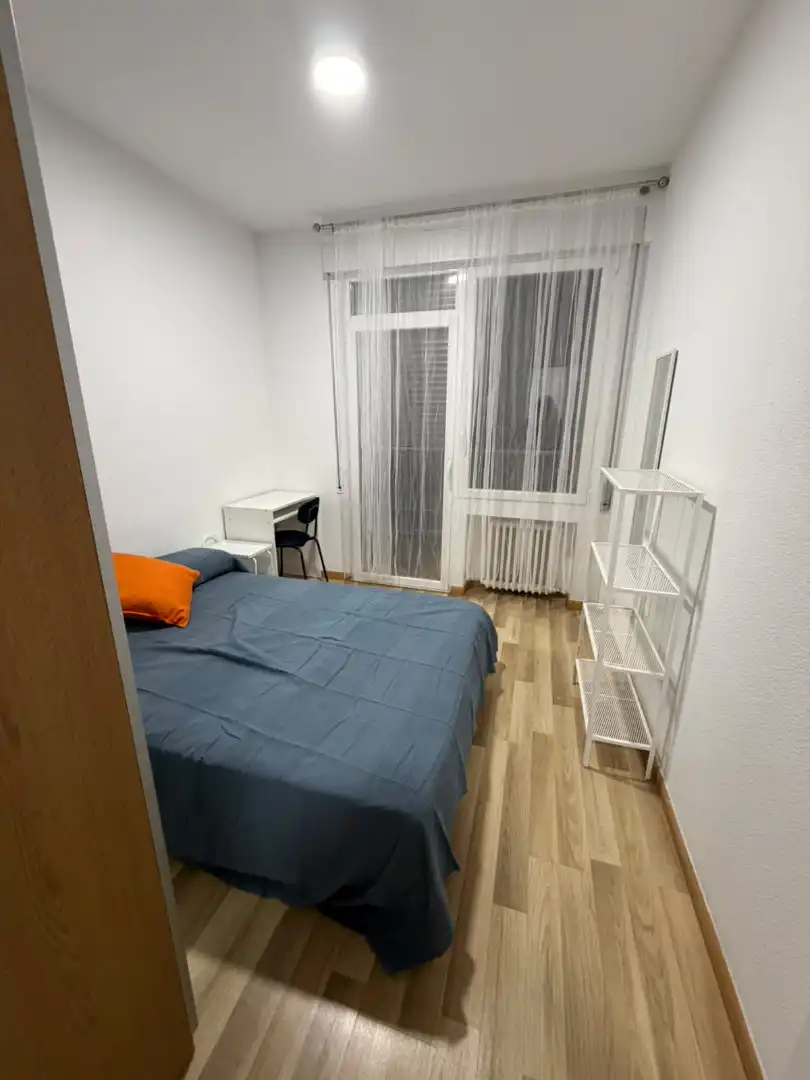 Room for rent, Madrid