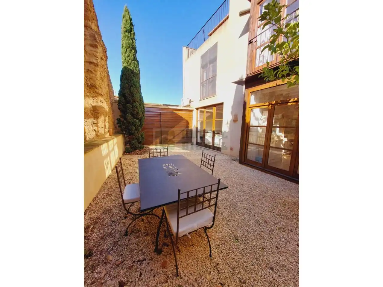 House 235 m² in Fontanilles