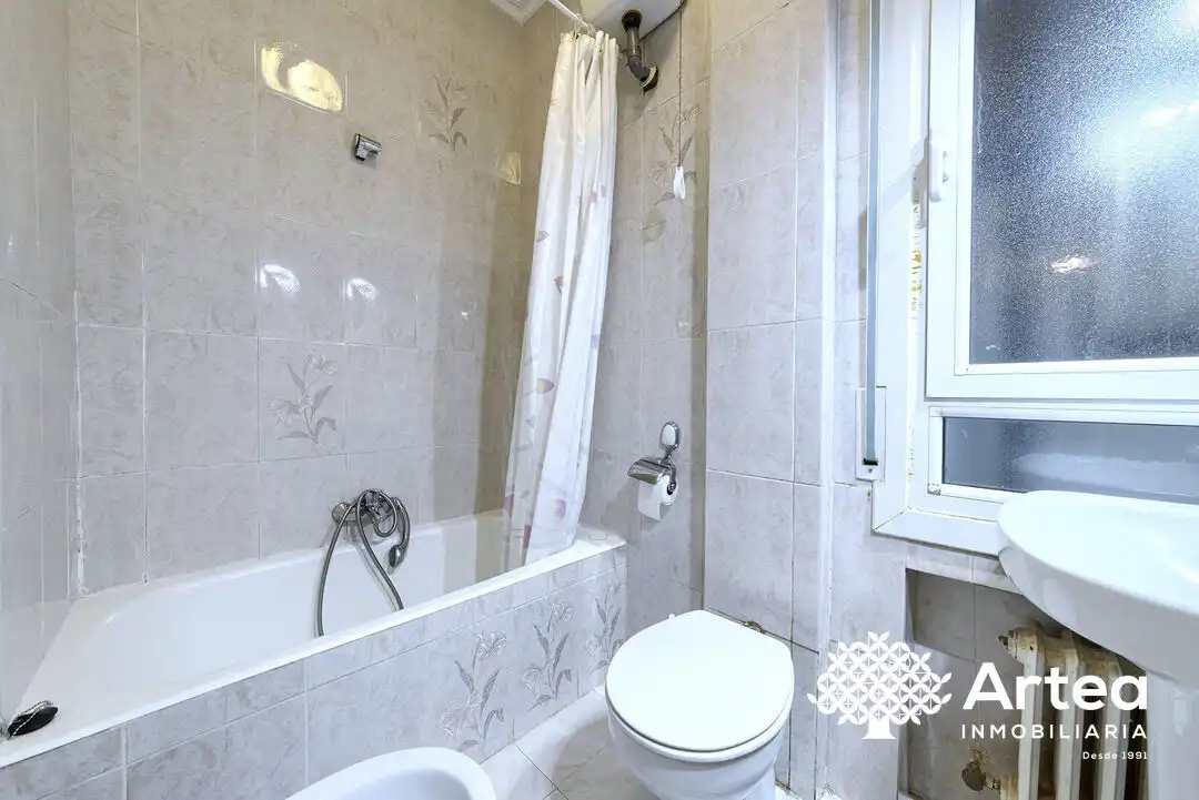 Wohnung 75 m² in Bilbao