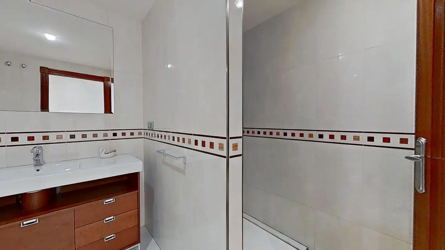 Habitación 194 m², Oviedo