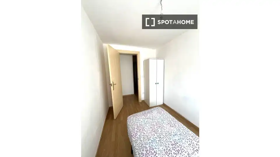 Habitación 75 m², Zaragoza