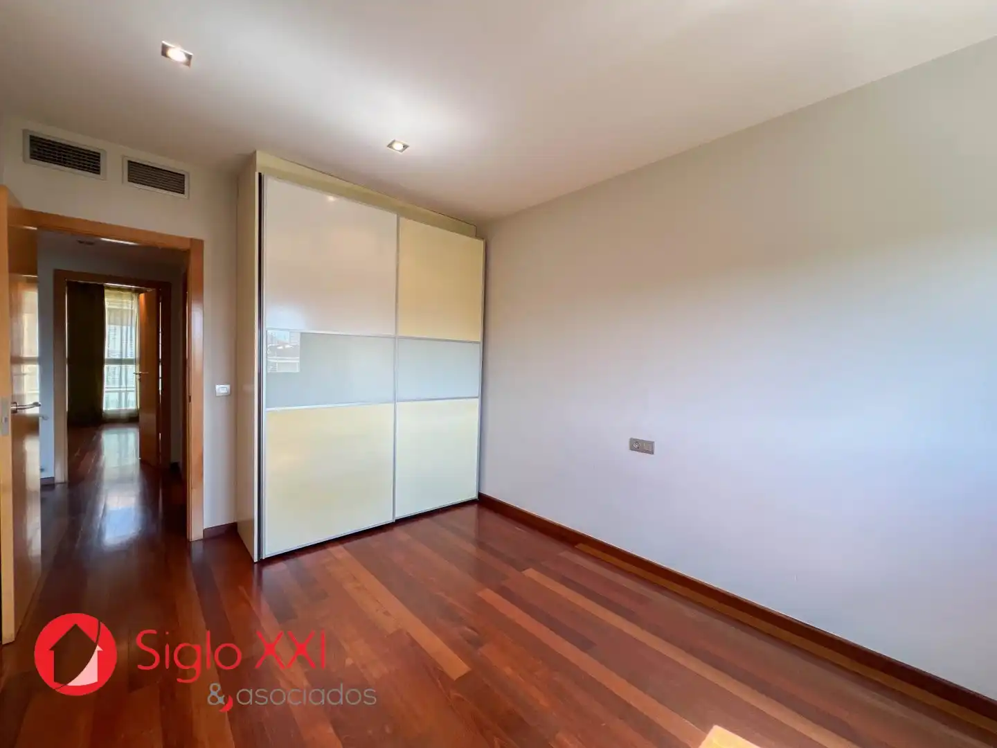 Casa de 220 m² en Almazora