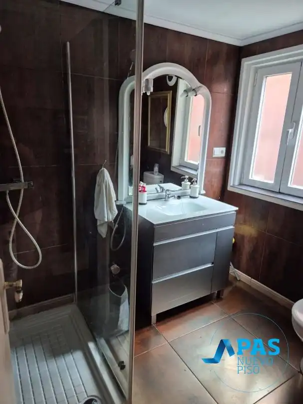 Piso de 60 m² en Santander