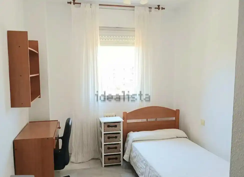 Piso de 90 m² en Granada