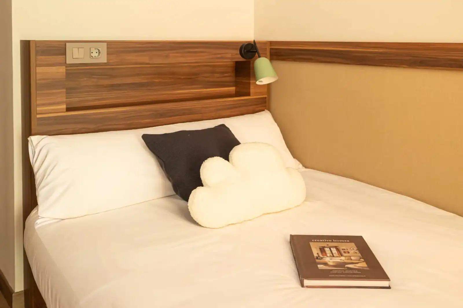 Room for rent, Barcelona