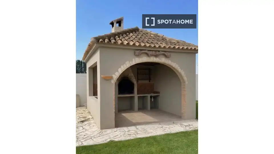 Habitación 230 m², Elche