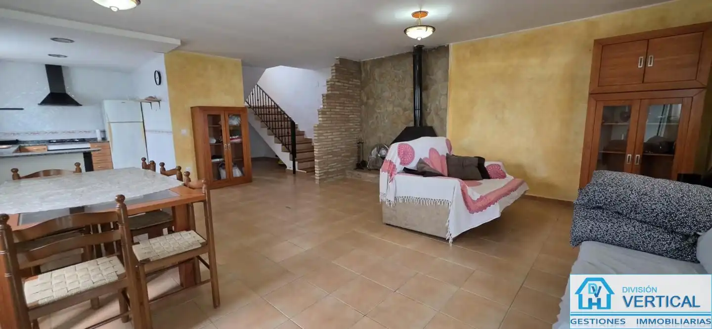 Casa de 120 m² en Riba-roja de Túria