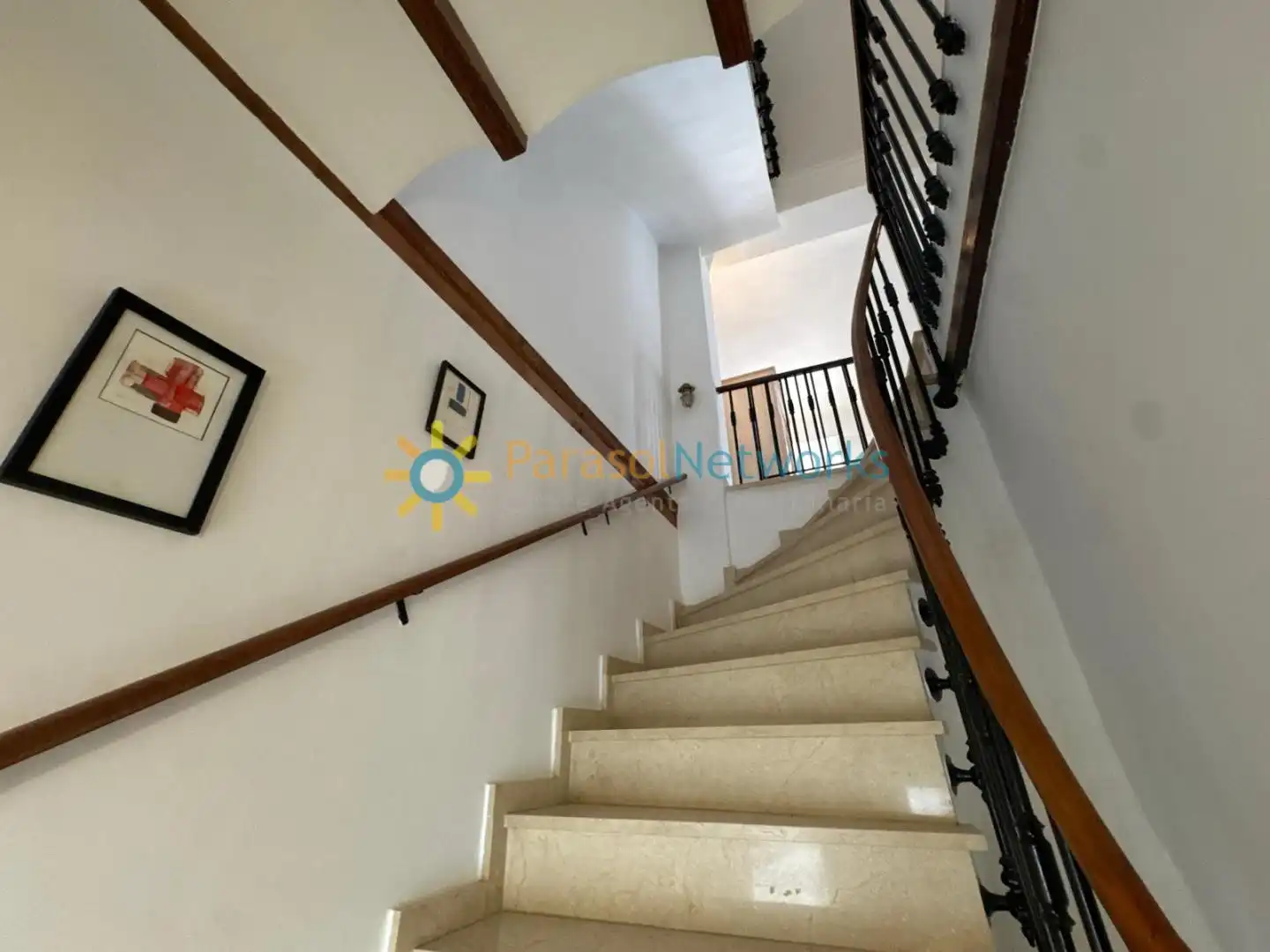 Casa de 262 m² en Ador