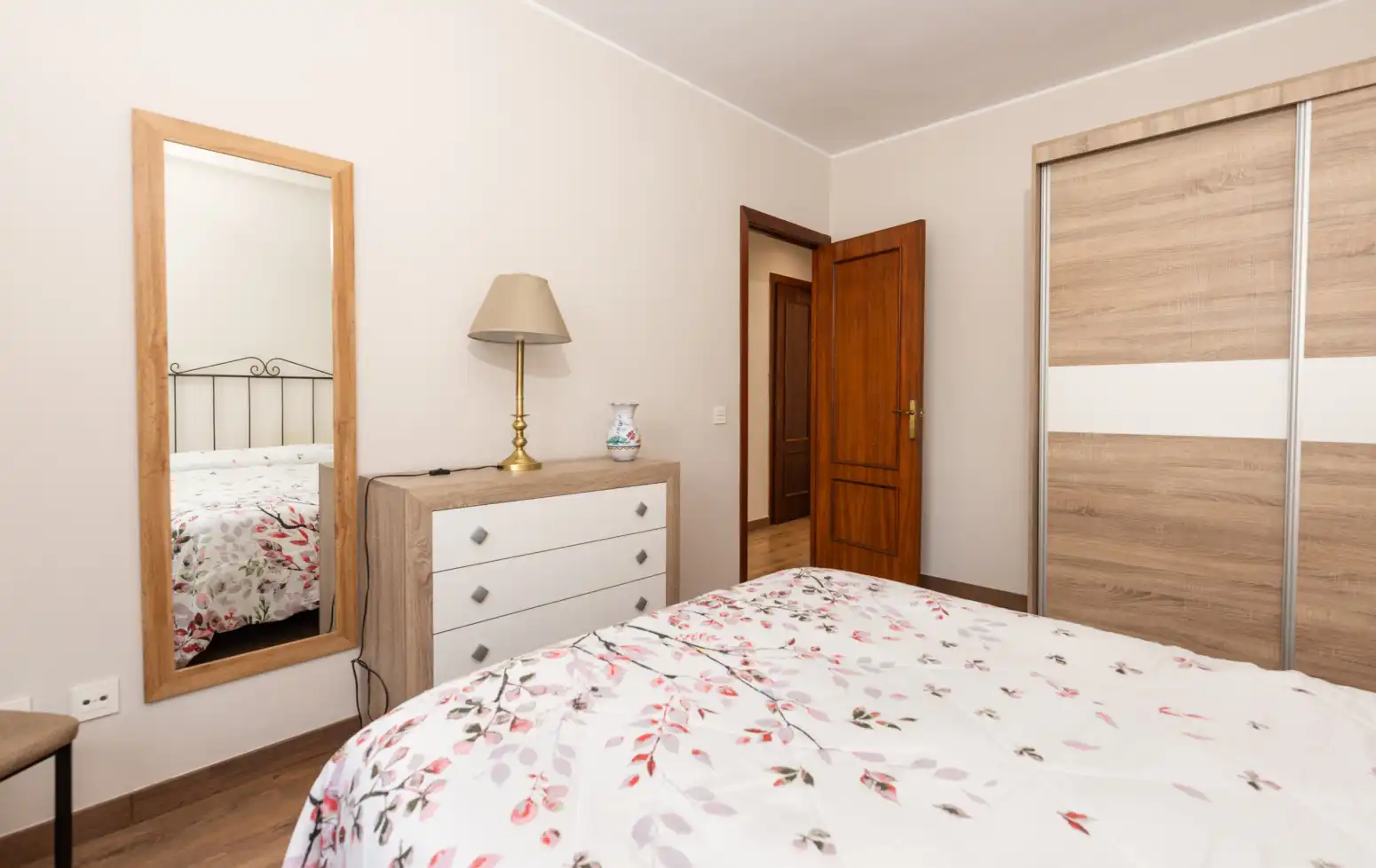 Pis de 70 m² a Oviedo