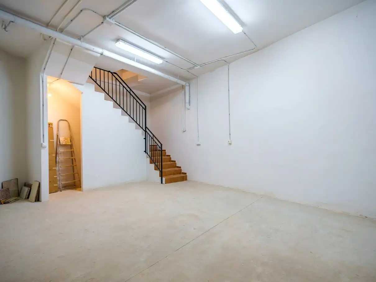 Piso de 148 m² en Ventas de Huelma
