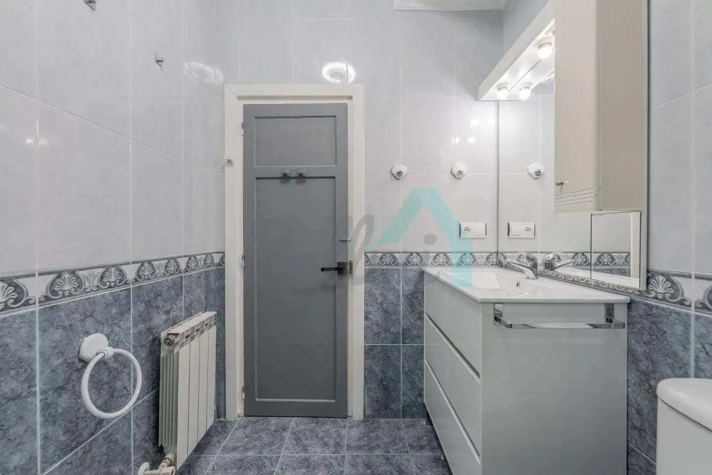 Habitación 83 m², Oviedo