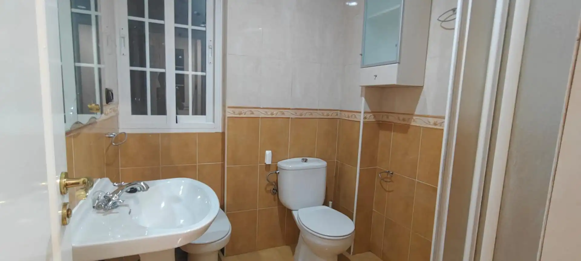 Habitación 186 m², Granada