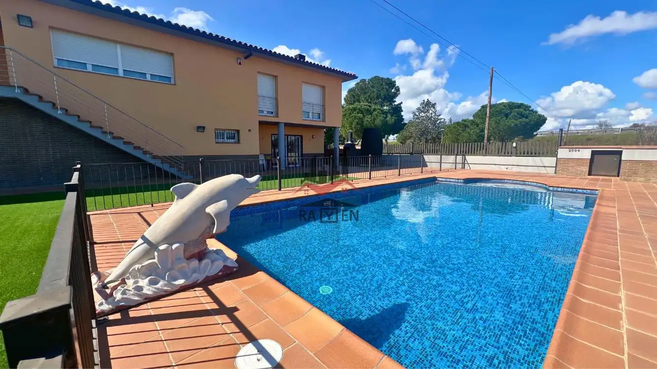 Casa de 395 m² a Vilamalla
