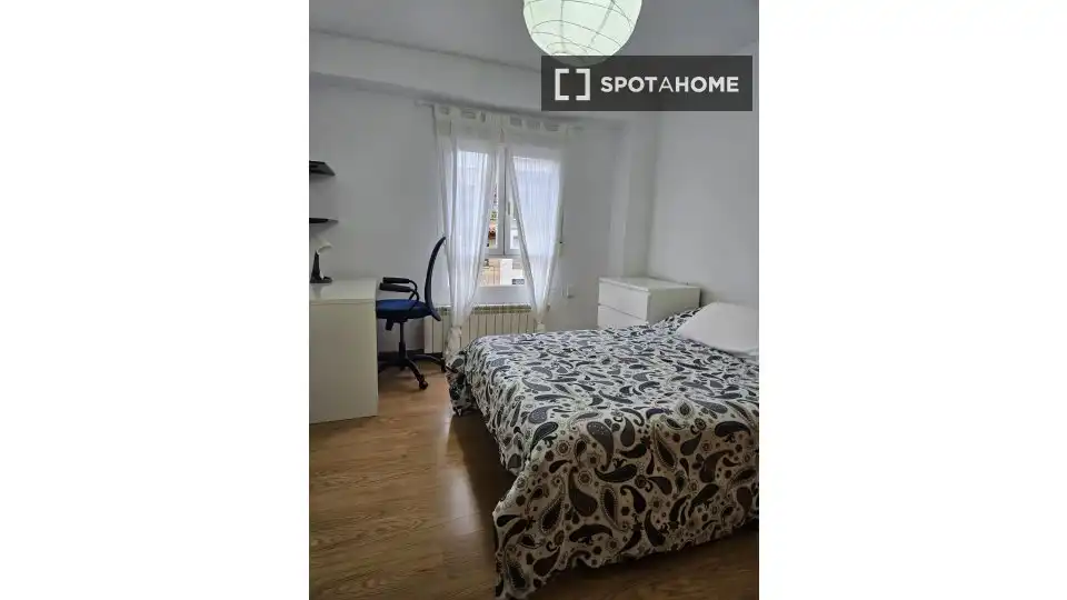 Habitación 92 m², Zaragoza